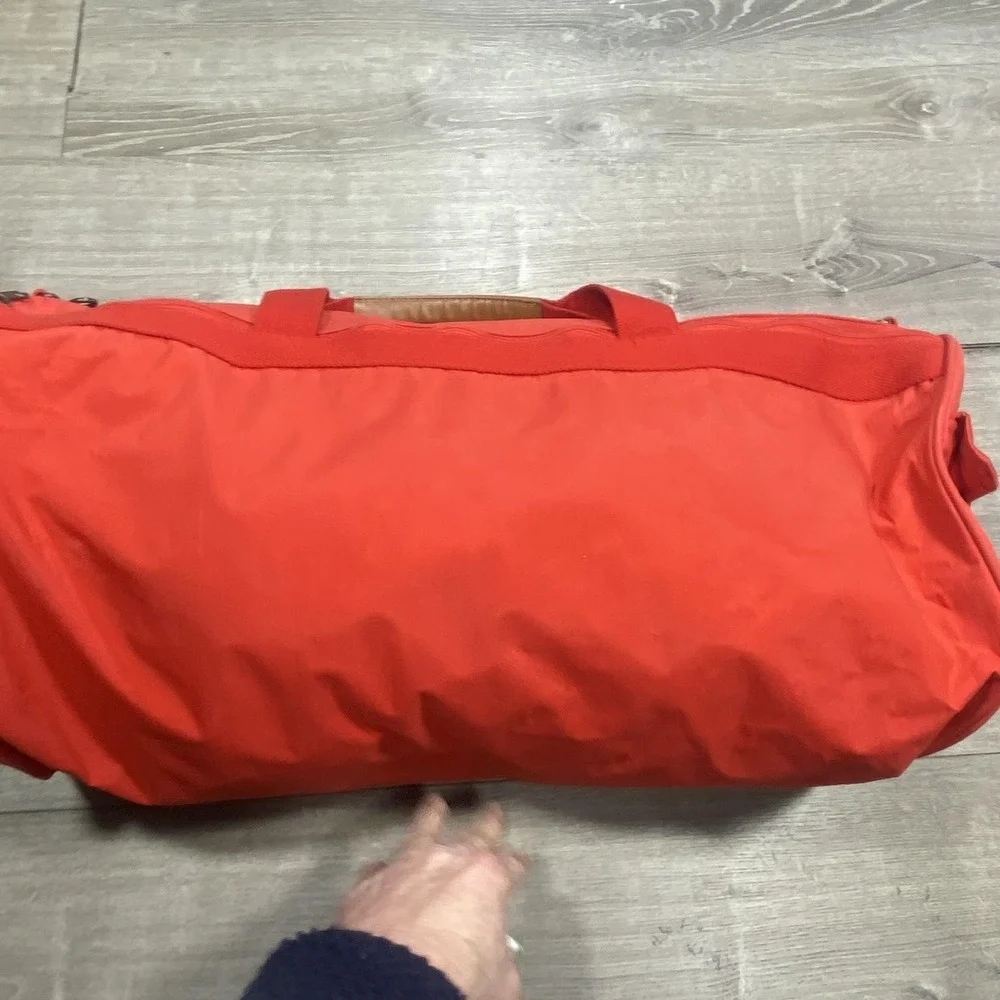 Marlboro Country Store Duffle Bag 25 Inch Red Canvas Soft Case Travel‎ Gym